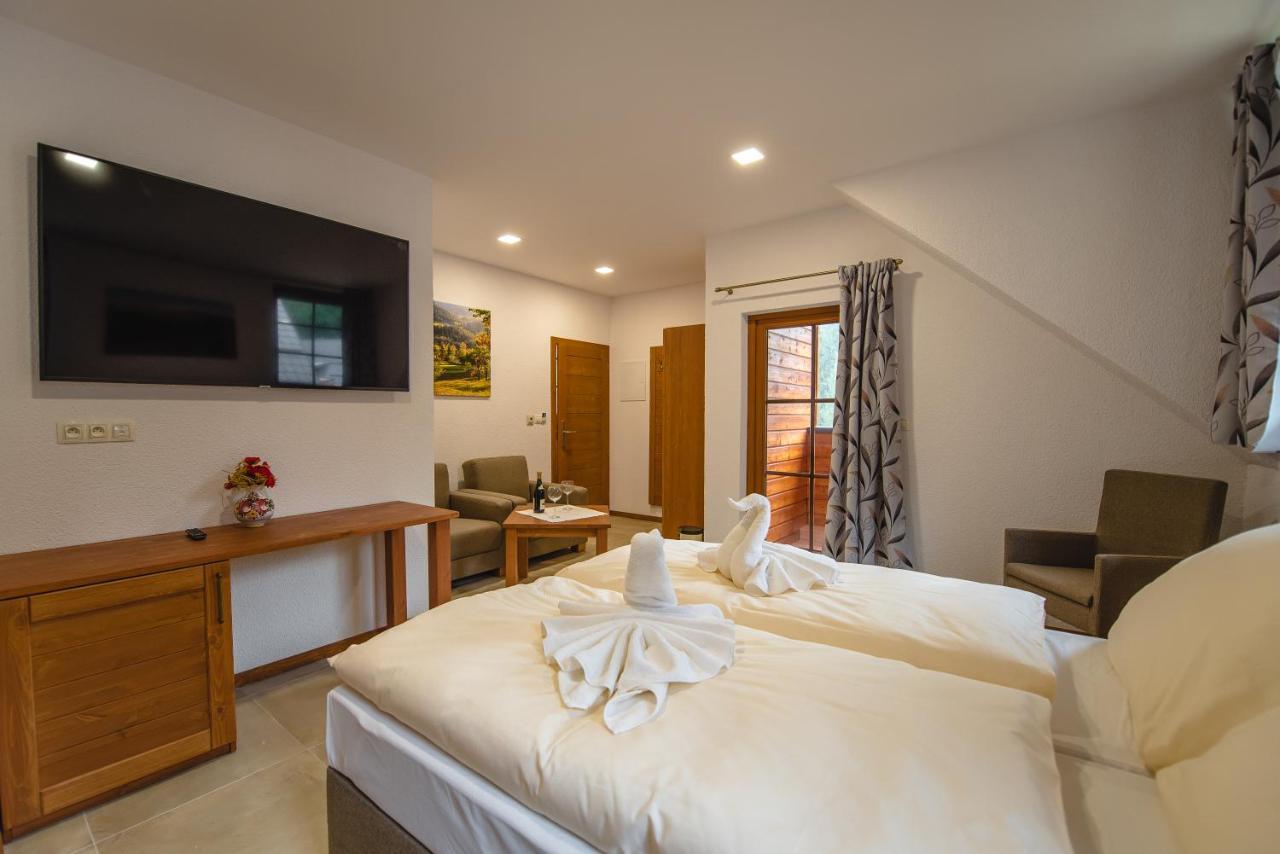 Wellness Hotel Ondrasuv Dvur 比拉 外观 照片