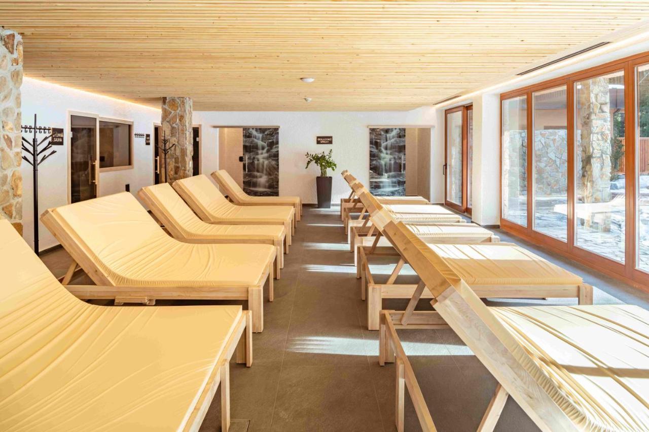 Wellness Hotel Ondrasuv Dvur 比拉 外观 照片